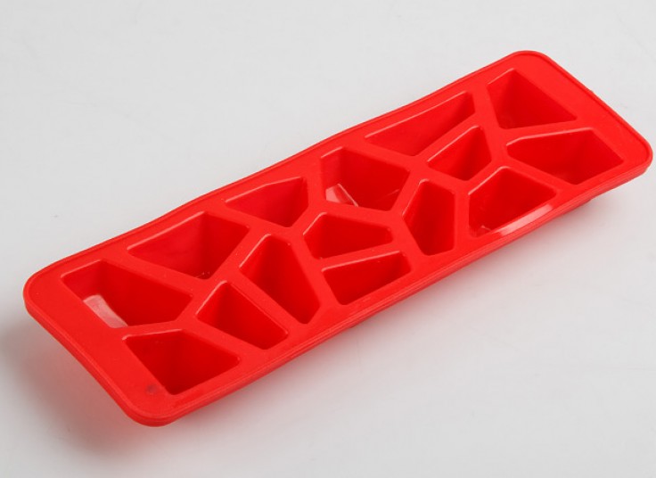 قالب سیلیکونی یخ