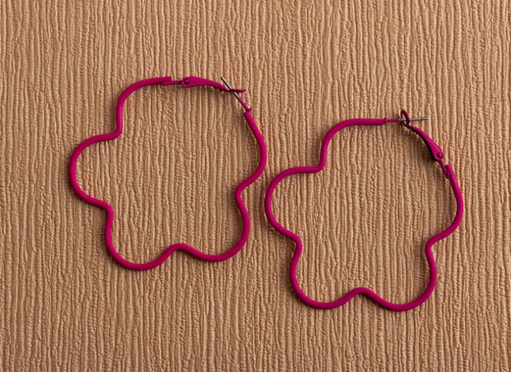 انواع گوشواره نئونی