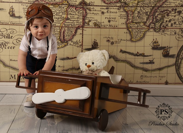 عکاسی و فیلمبرداری تخصصی کودک در آتلیه پندار