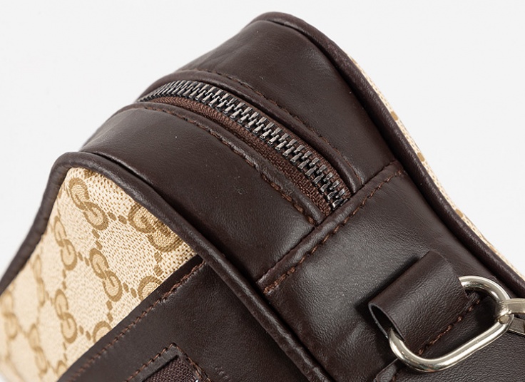 کیف پاسپورتی طرح Gucci 