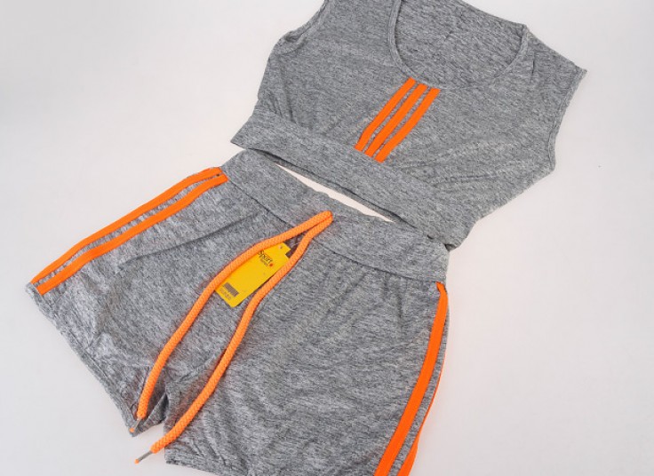 تاپ و شورتک زنانه طرح Adidas