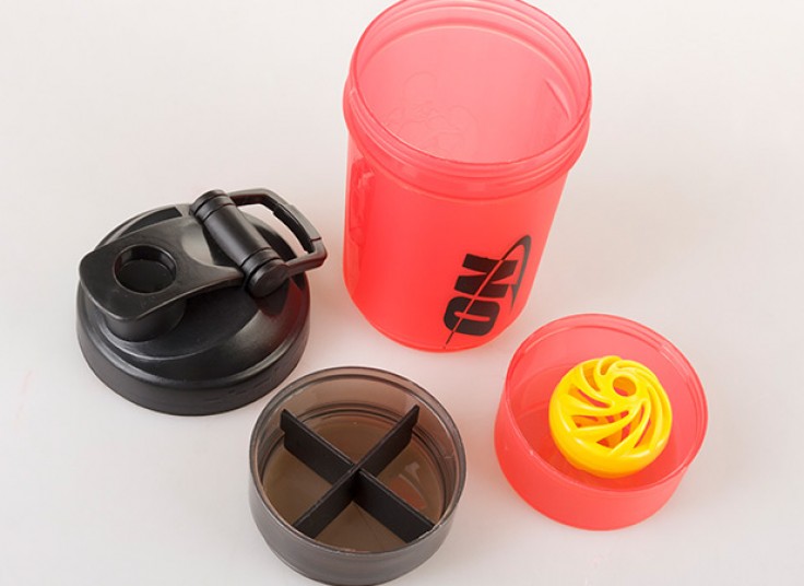 شیکر ورزشی سه تکه طرح ON