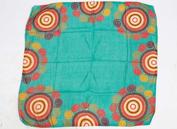 روسری نخی طرح دار زنانه