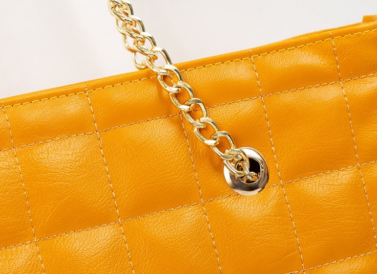 کیف دوشی زنانه CHANEL