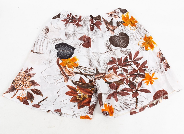 شورتک طرحدار زنانه