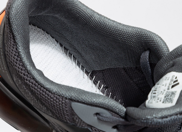 کفش ورزشی مردانه adidas