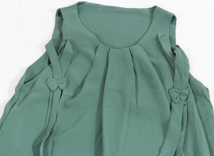 تاپ حریر جلو پلیسه