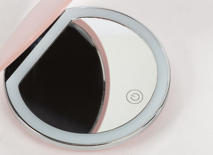 آینه آرایشی LED