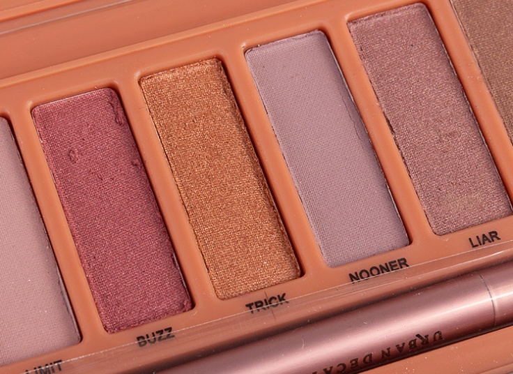 پالت سایه چشم طرح Urban Decay