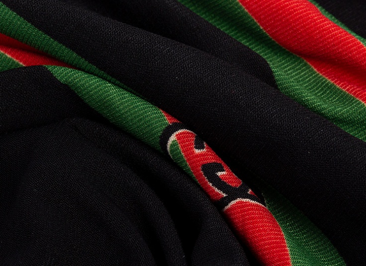 شورتک زنانه طرح Gucci