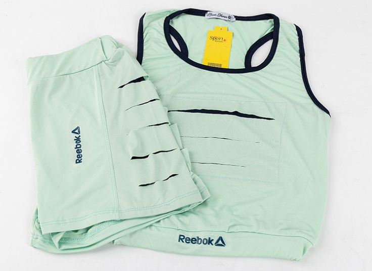 ست نیم تنه و شلوارک Reebok