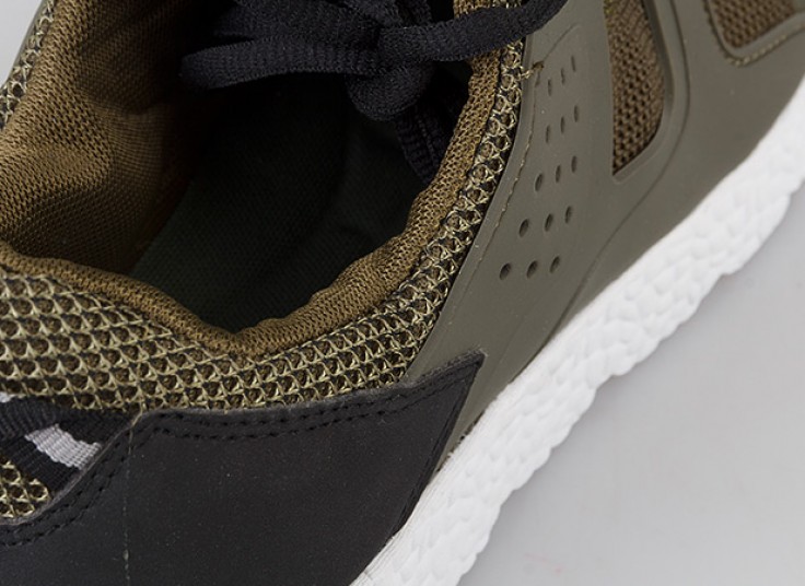 کفش ورزشی مردانه مدل Flora 748