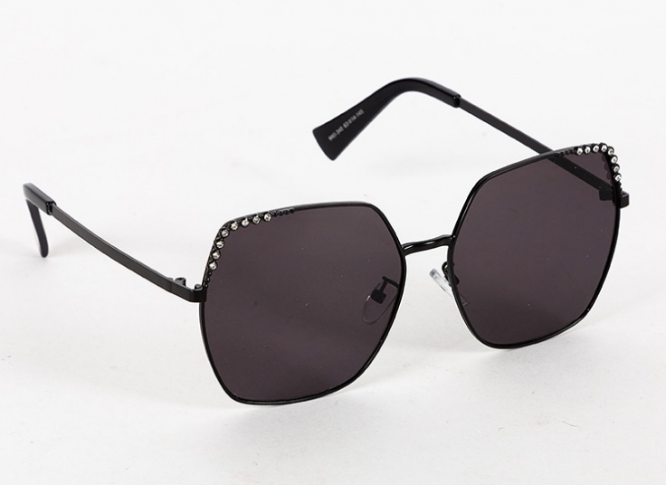 عینک آفتابی نگین دار طرح CHANEL