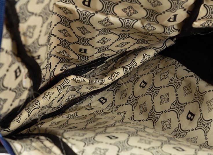 کوله پشتی طرحدار