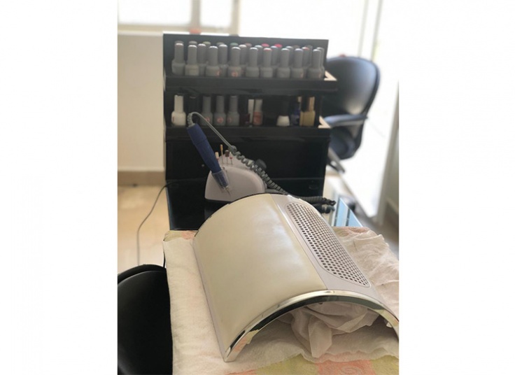 خدمات ناخن در سالن پندار