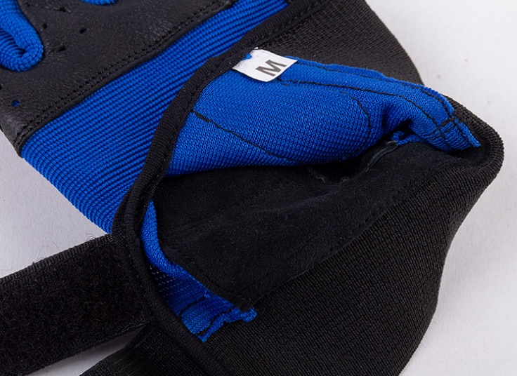 دستکش ورزشی