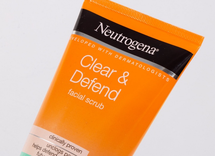 اسکراب و ماسک صورت Neutrogena