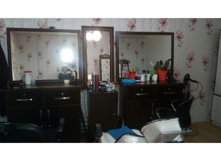 پاکسازی پوست در سالن رویا