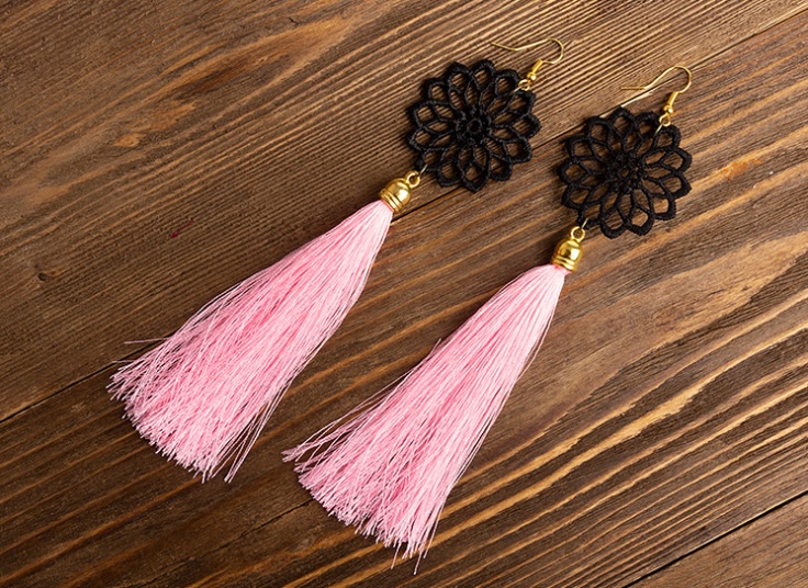 گوشواره منگوله ای