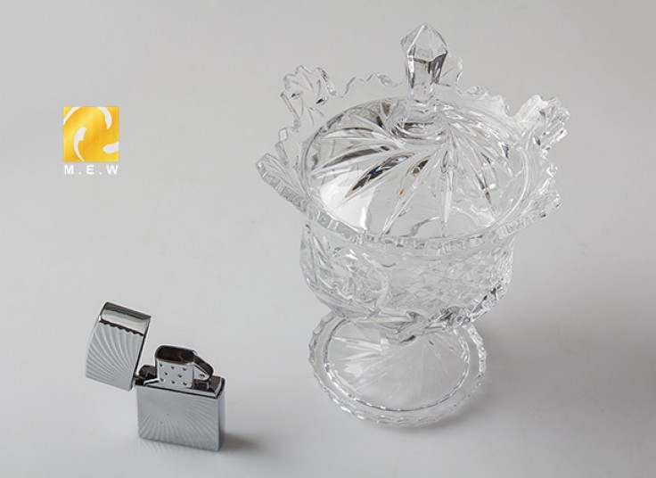 شکلات خوری پایه دار تاجی MEW