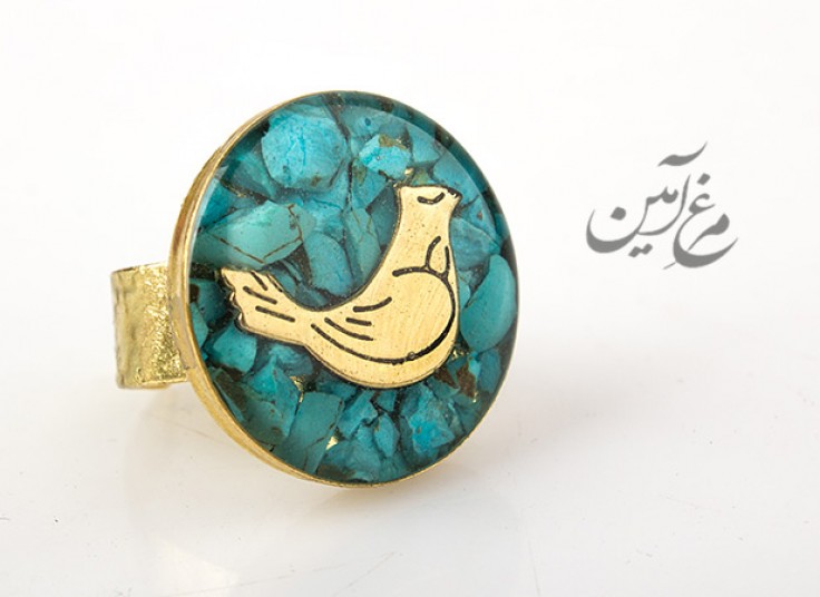 گردنبند و گوشواره مرغ آمین