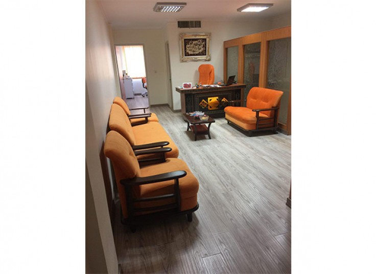 جرم گیری دو فک با بروساژ در لبخند سفید