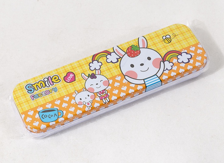 جامدادی فلزی