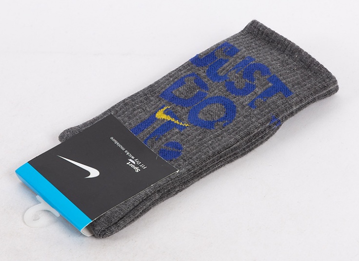 جوراب اسپرت ساق بلند طرح NIKE