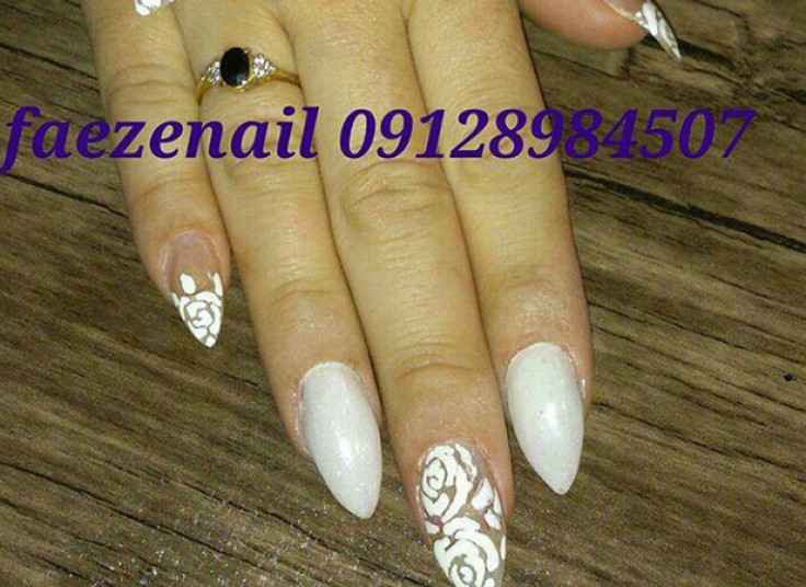 خدمات ناخن در سالن فائزه