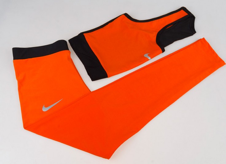 ست تاپ و شلوار ورزشی طرح NIKE