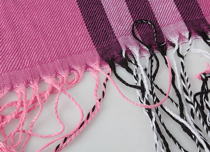 شال و روسری طرح Burberry