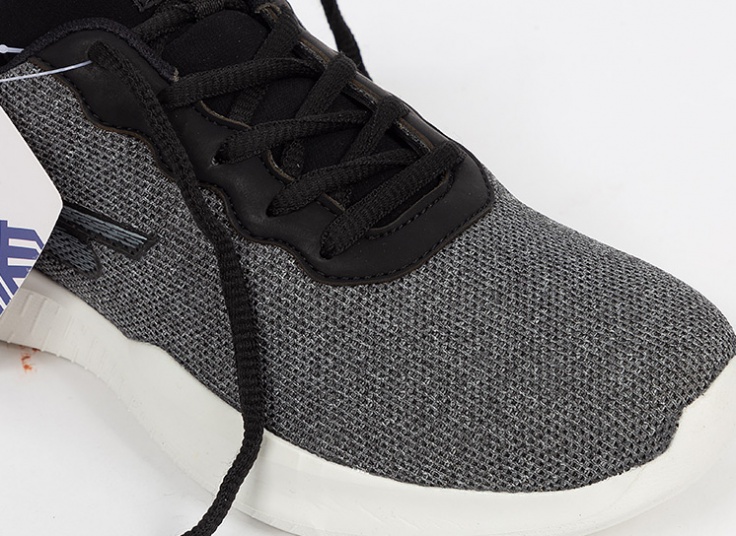 کتانی زنانه Skechers