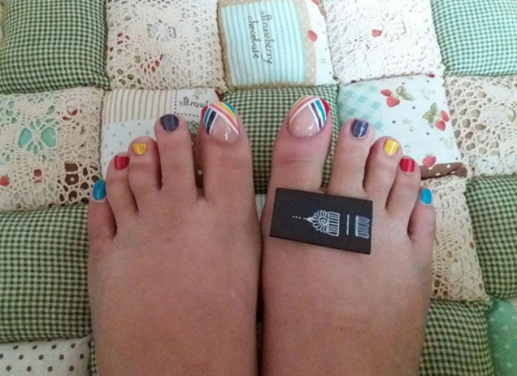 خدمات ناخن سالن ماه پیشونی