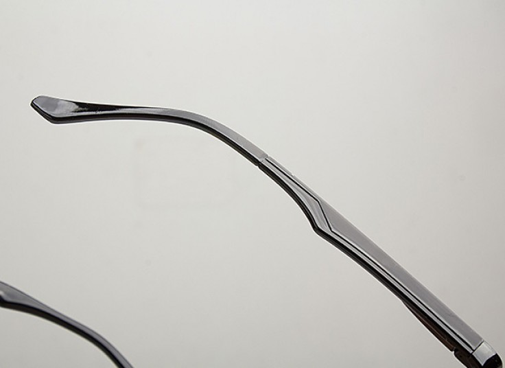 دو مدل عینک طبی  