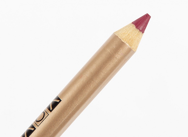 رژلب مدادی طرح VOV