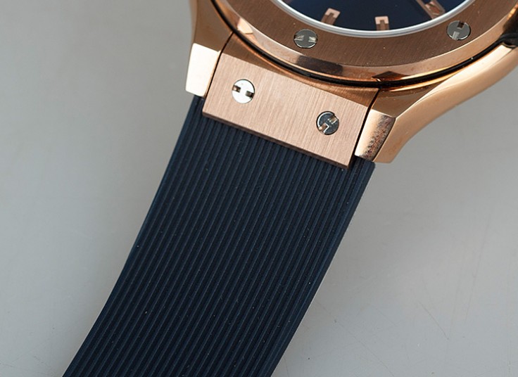 ساعت مچی زنانه و مردانه HUBLOT