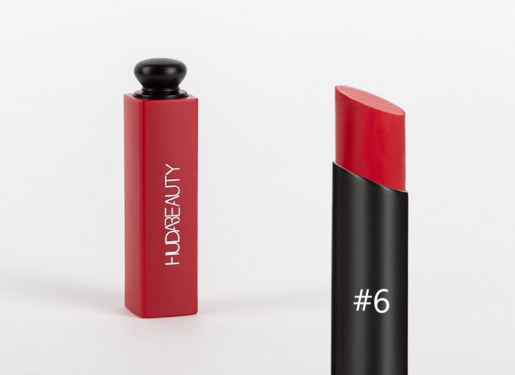 رژ لب Huda Beauty