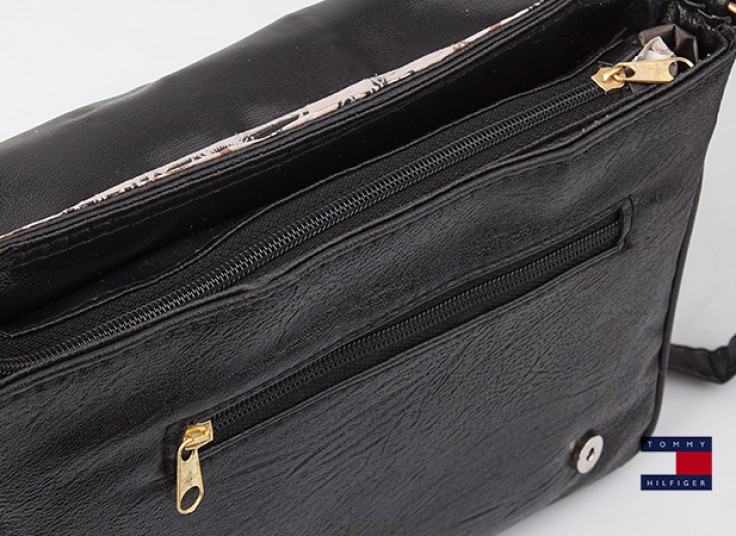 کیف کج Tommy Hilfiger