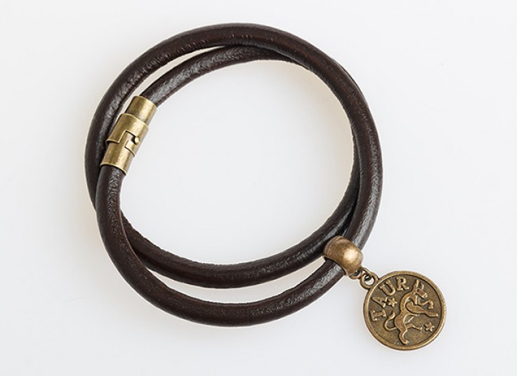 دستبند چرمی ماه تولد