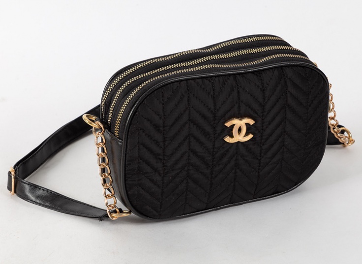 کیف پاسپورتی طرح Chanel