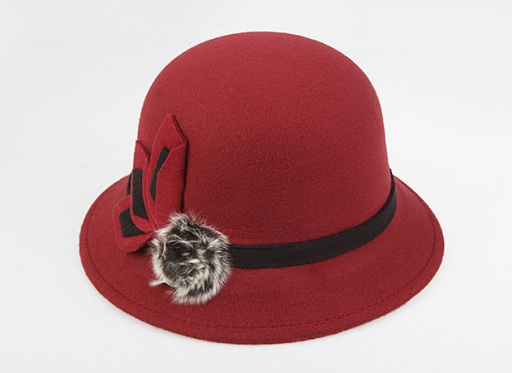 کلاه زنانه Cloche hat