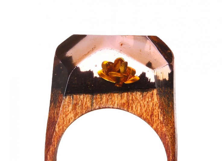 انگشتر چوبی گل رز