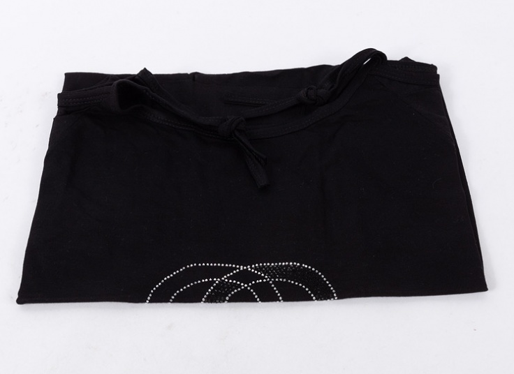 بلوز یقه گره ای طرح Gucci