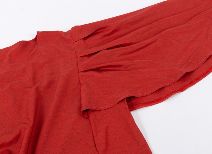 بلوز زنانه آستین شنلی