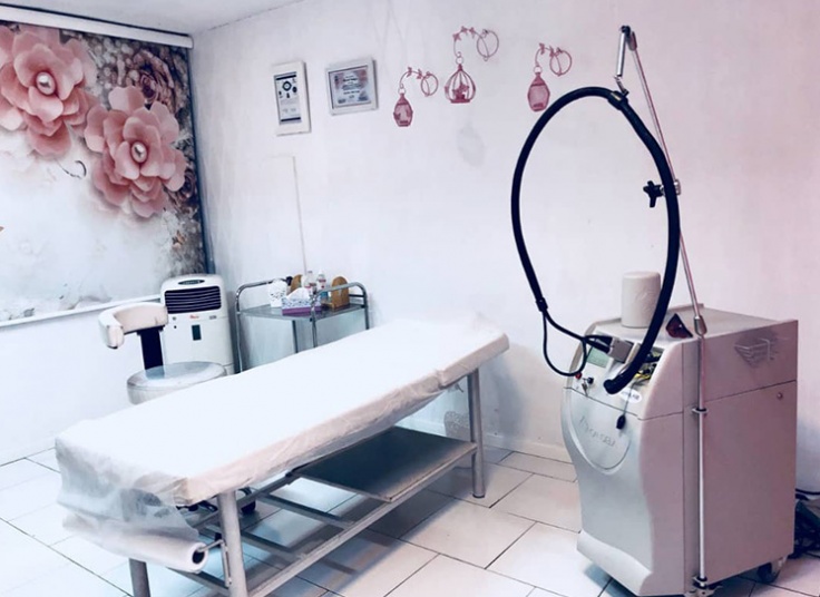 لیزر الکساندرایت کندلا در کلینیک رز