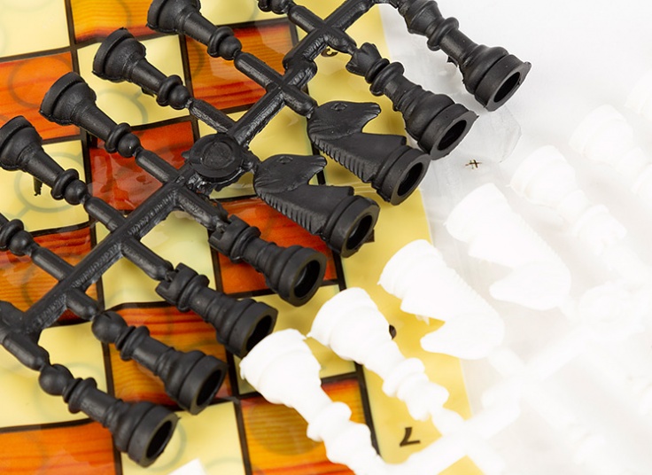 بازی منچ و شطرنج