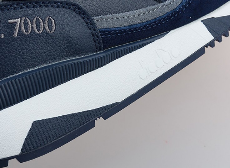 کفش ورزشی Diadora