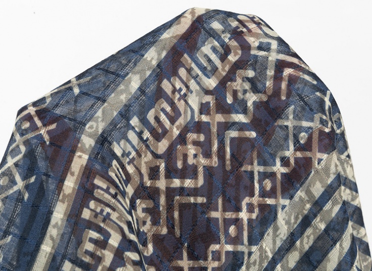 شال نخی منگوله دار