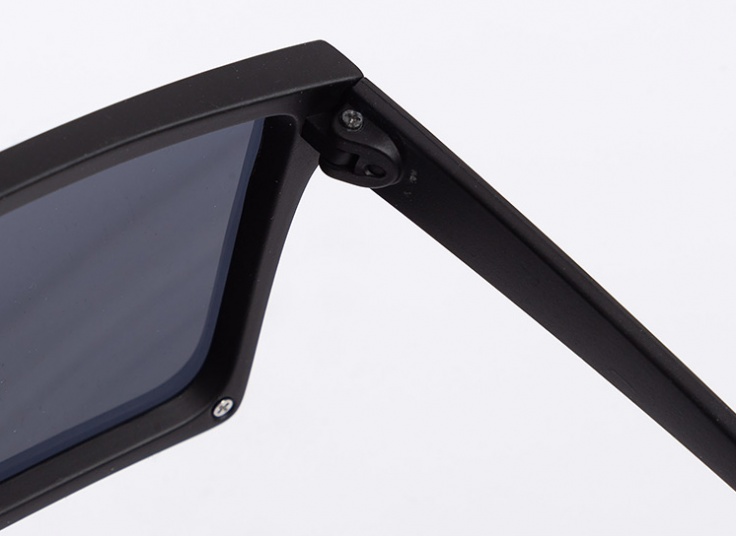 عینک آفتابی طرح PRADA