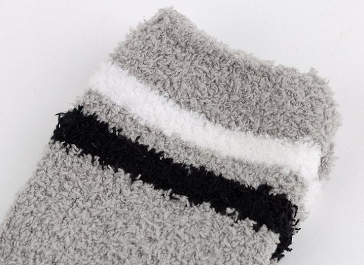 جوراب حوله ای زنانه